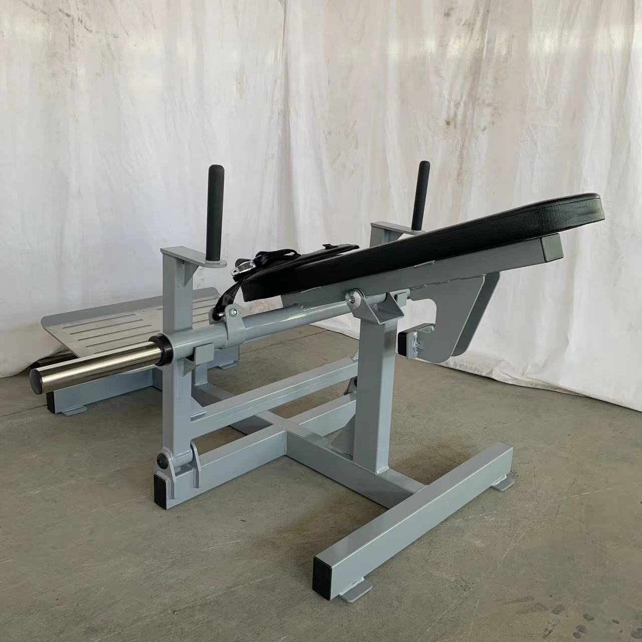 Máquina de Hip Thrust em Aço p - Home Gym Hip Thrust Machine avaliação e preço